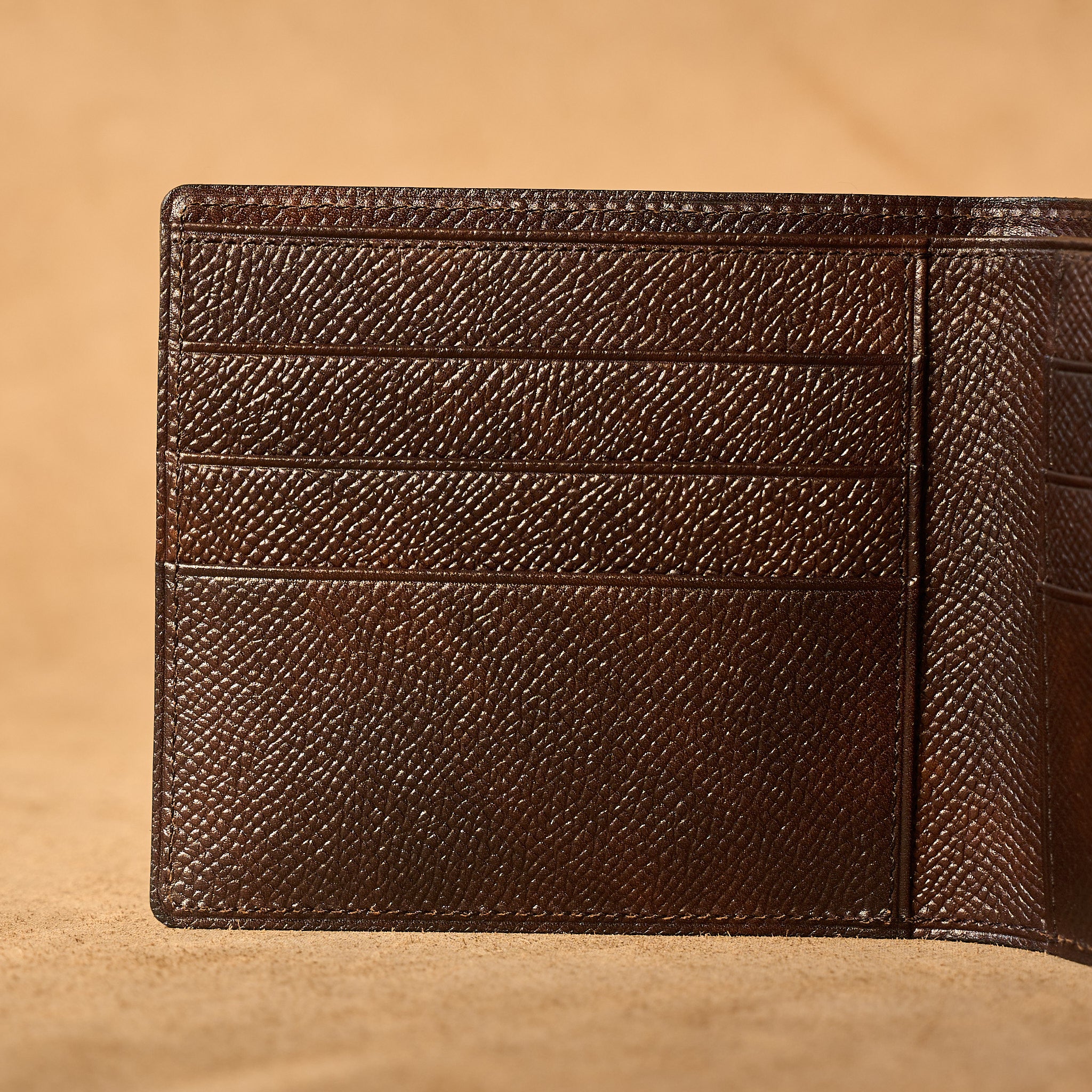 Bifold Wallet in dark brown grained calfskin